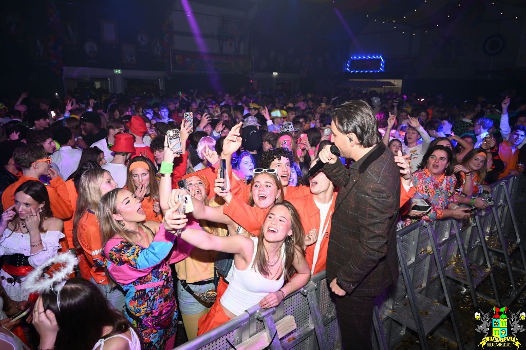 ../Images/Kick off 2026 160.jpg